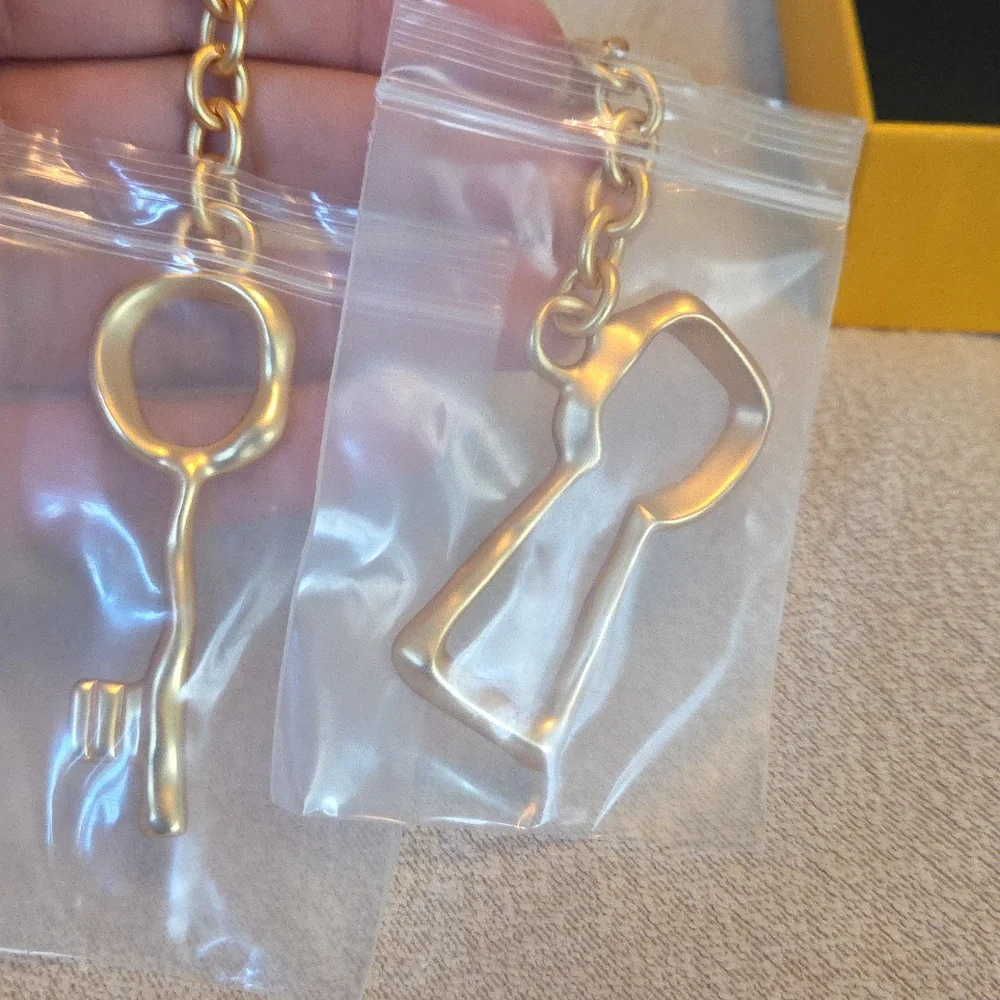 NWT Maison Schiaparelli Insp Key Lock Necklace - Picture 3 of 5